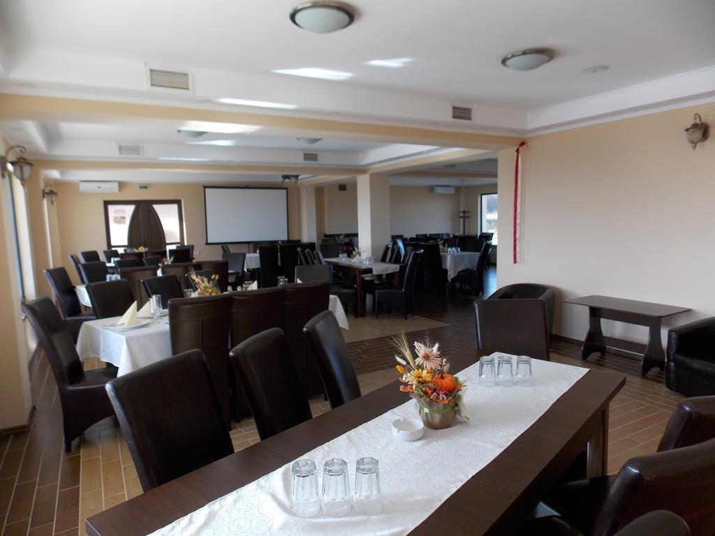 Pensiunea Elisabeta Merghindeal Extérieur photo